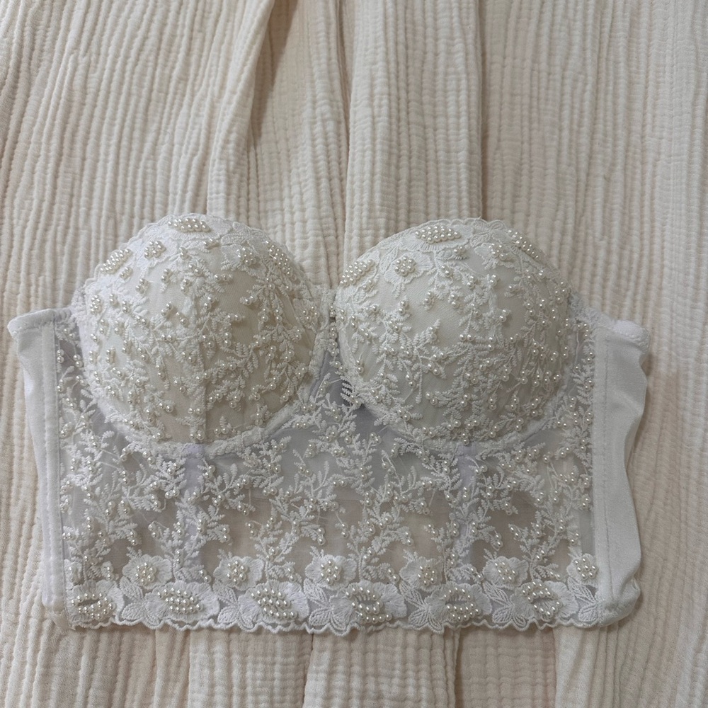 Windsor White Floral Lace Bustier